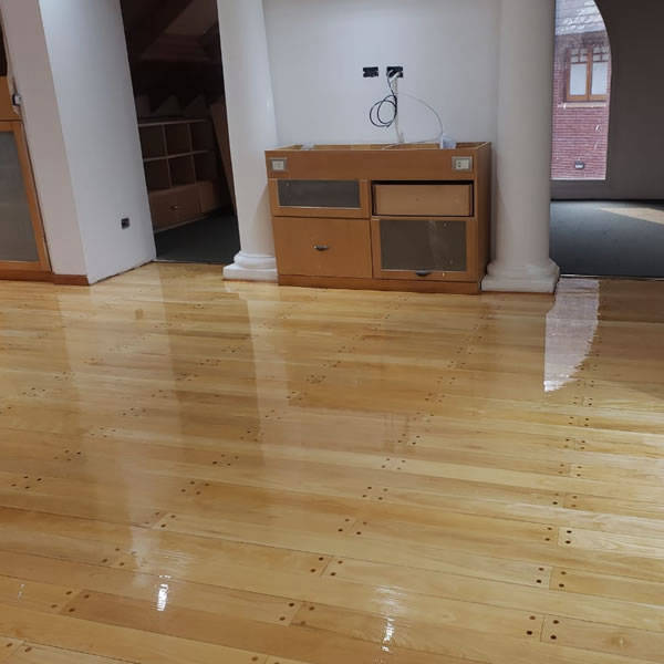 PLASTIFICADO DE PISOS DE MADERA